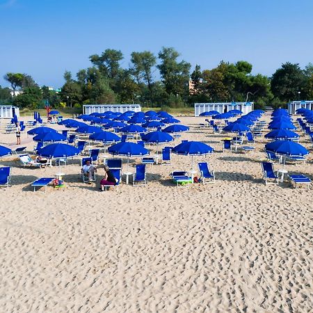 Апарт отель Residenza Al Parco Бибионе Экстерьер фото